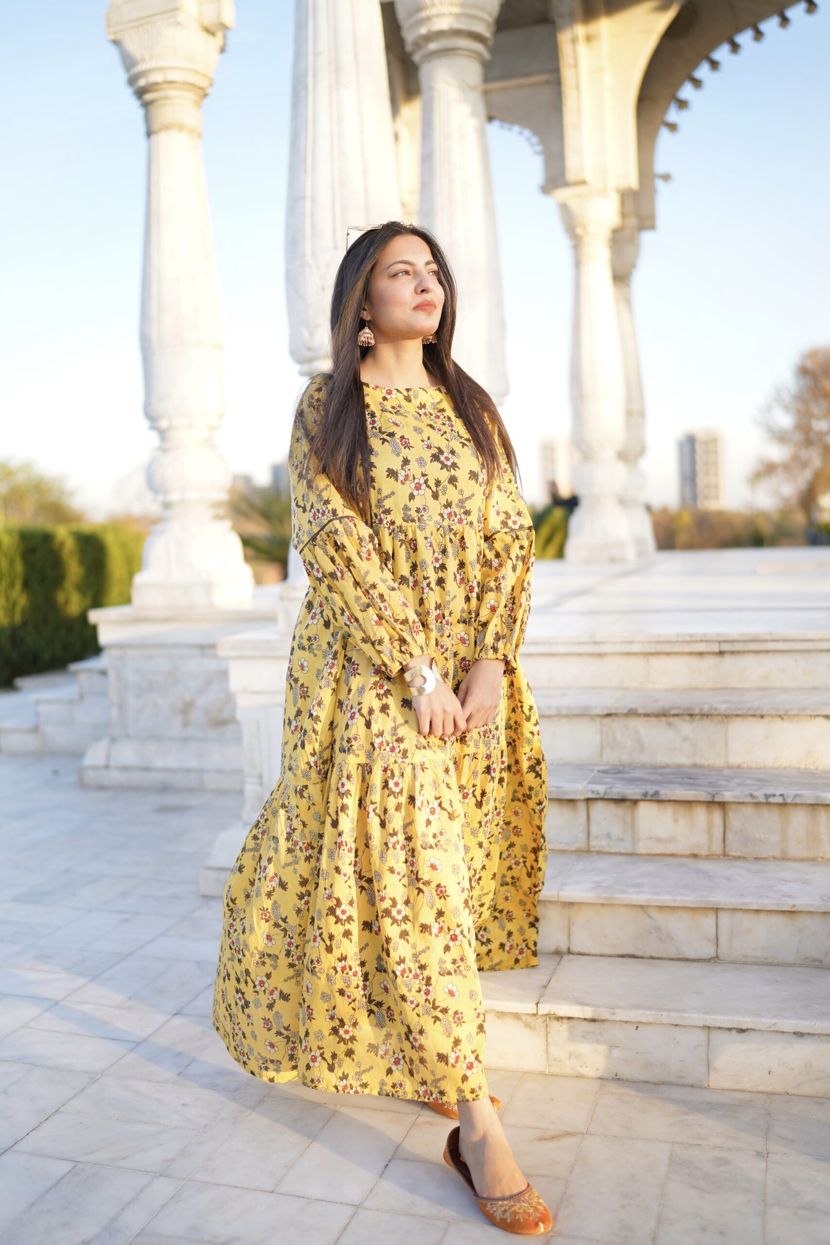 Yellow & BAIG Glow - Image 2